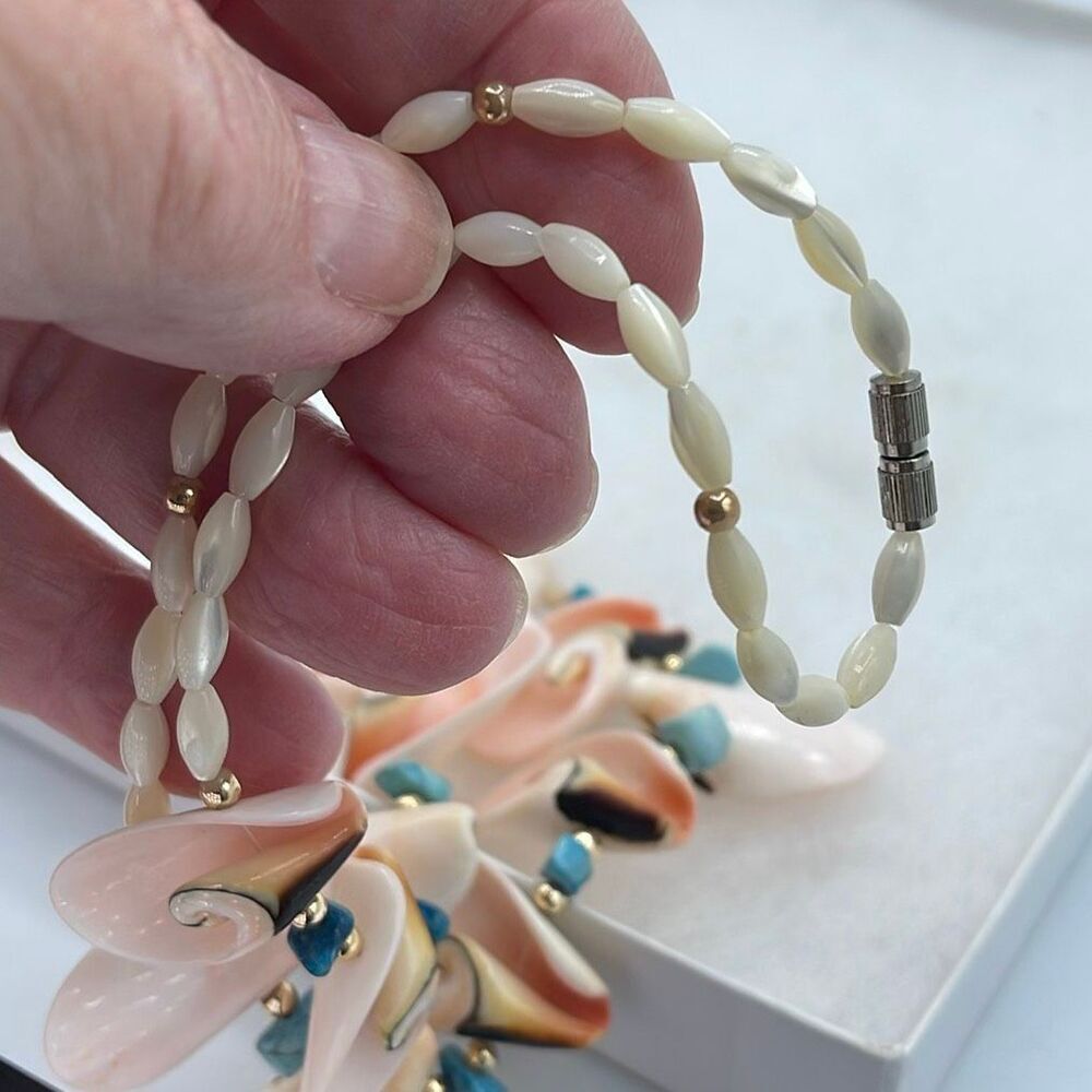 Vintage Conch - turquoise and mother of pearl 17” necklace. - Picture 3 of 6